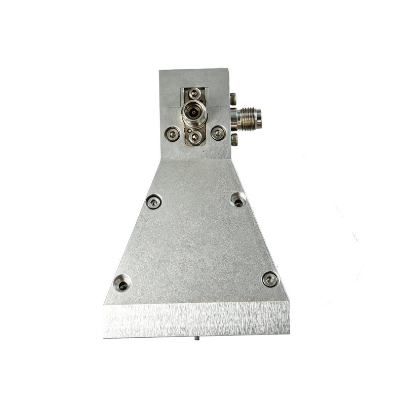 双极化喇叭天线（113 mm*113 mm*123 mm）